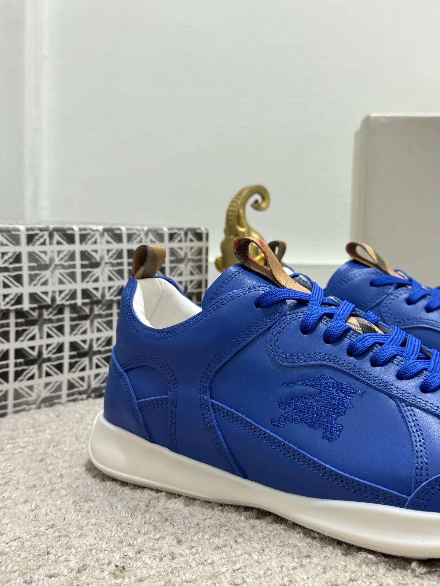 Men's shoes 💰420 [New style] 🐝🐝 [BURBERRY] Burberry - high-end quality original order 🔍🔍🔍 Upper: imported 🔝 calfskin, brand knitted pattern, tongue brand cloth label, lining: sheepskin lining, - outsole: rubber; two-color molded outsole, ultra-high quality control·fine workmanship: highlighted (high-end·luxury·grade) Size :38-44 (45 customized